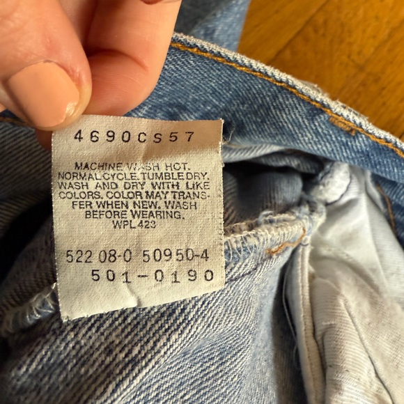 Vintage Levi’s 501s - Picture 2 of 10
